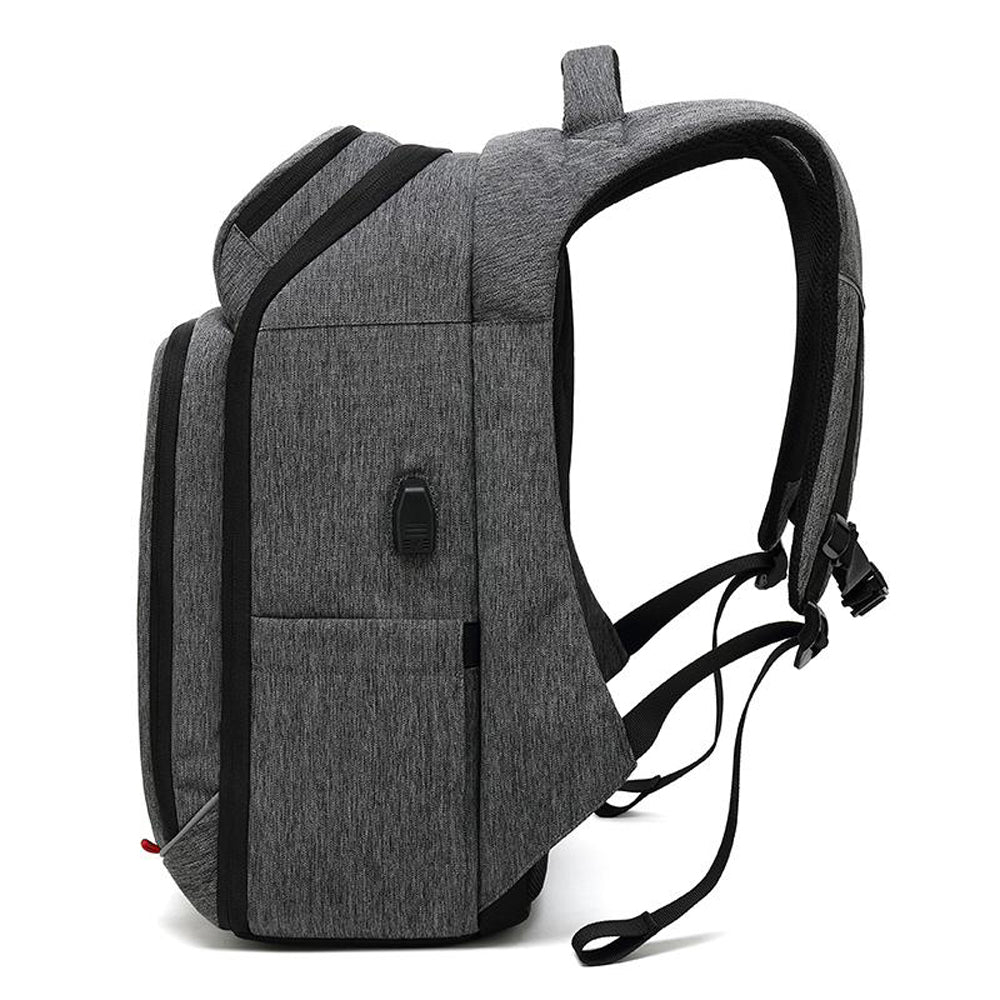 The Captivateâ¢ Pro Backpack