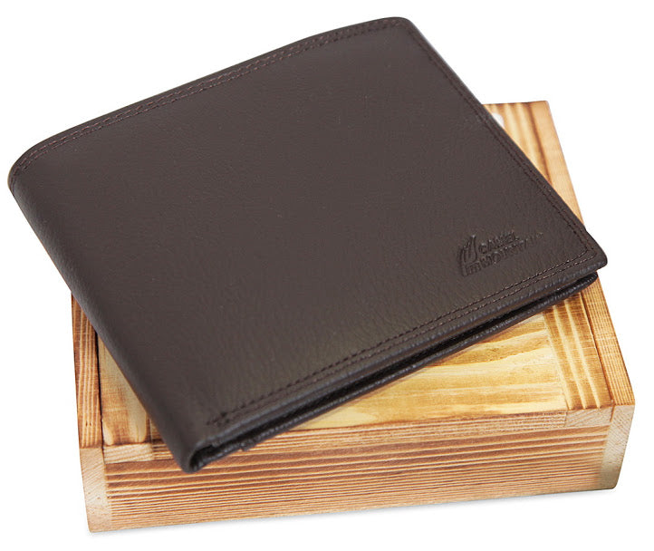 The Mountâ¢ Leather Wallet