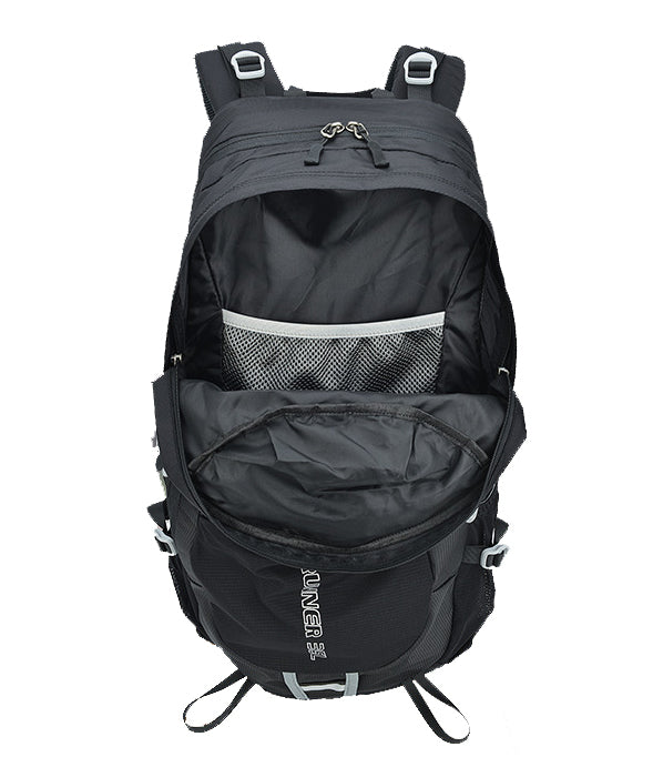 The Summitâ¢ Supreme Backpack