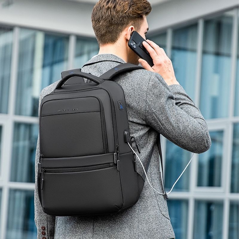 The Echoâ¢ Premium Backpack