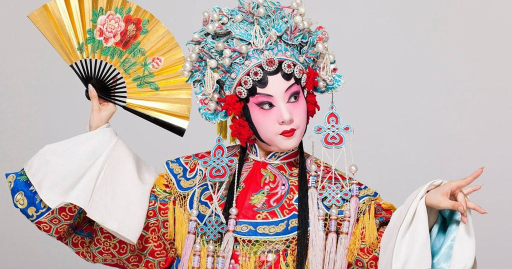 Femme-maquillé-opéra-chinois
