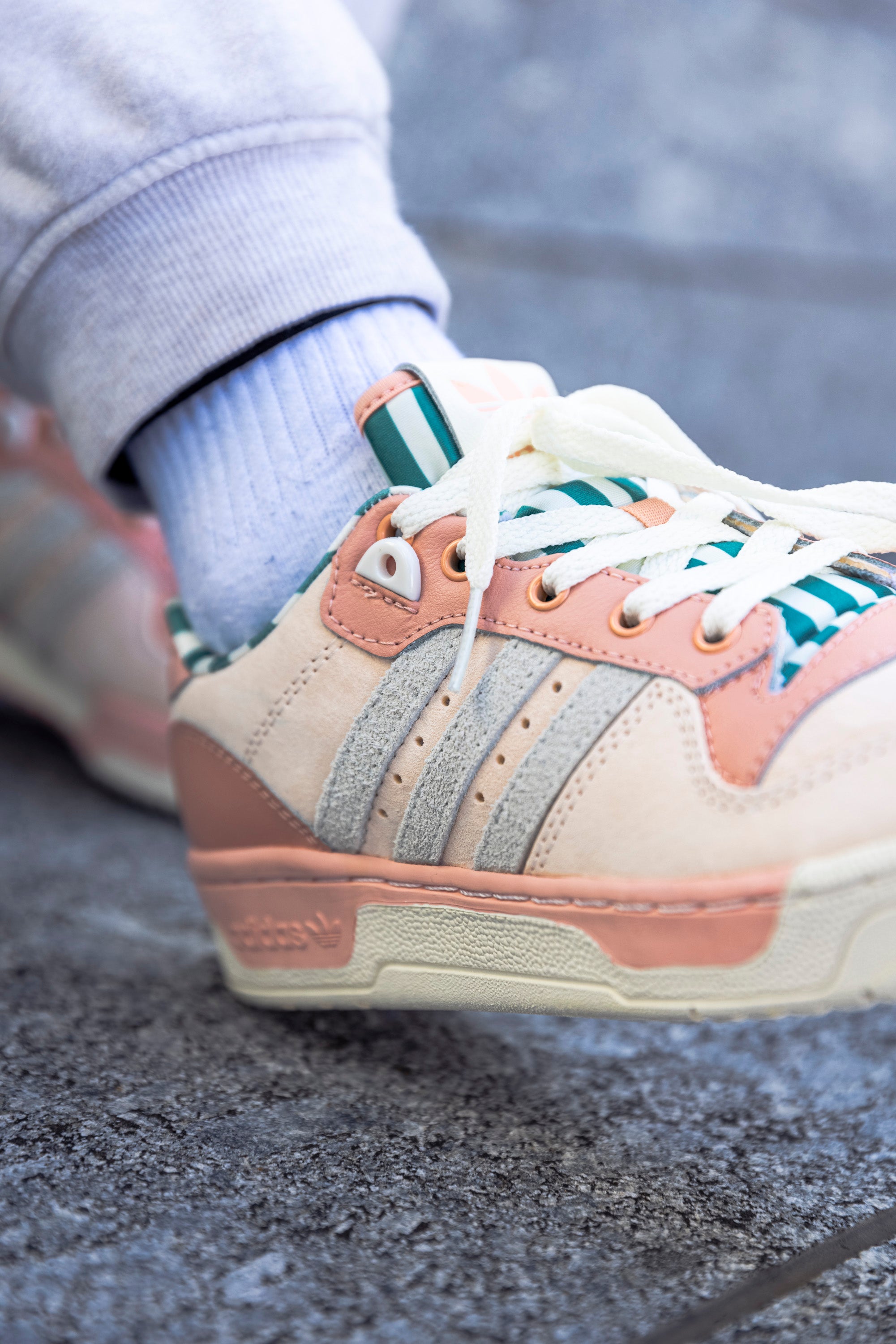 adidas Rivalry Low Pink Tint H04403