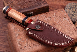 Custom Hand Forged Damascus Hunting Knife Brass Guard & Olive Wood Handle -Q463