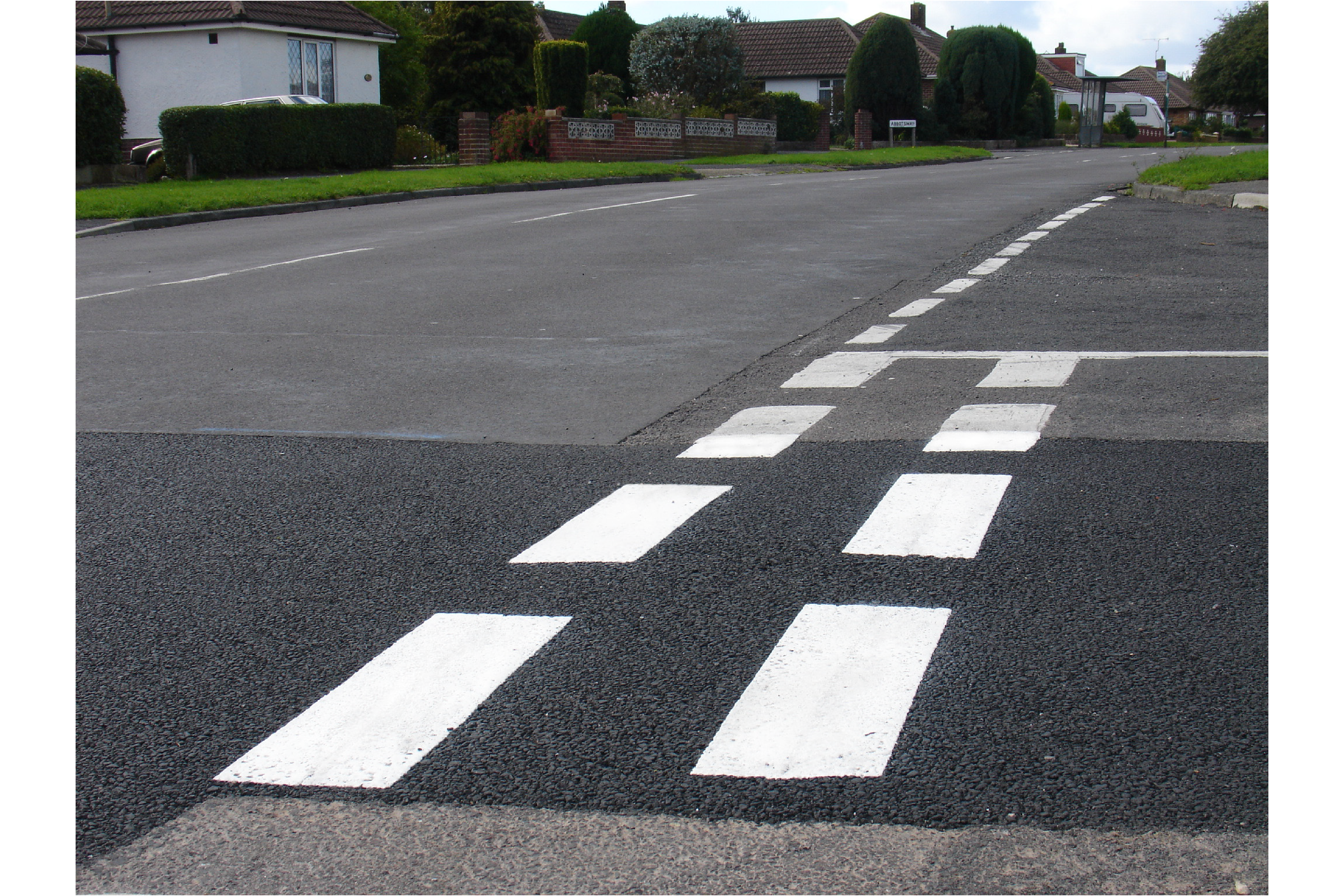 MagmaLine R110 that has been applied to a road junction 