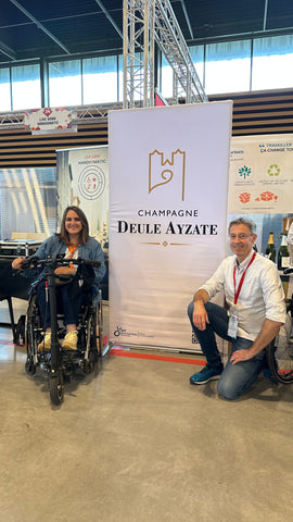 Rencontre entre Charlotte Alaux d'Omni et Franck Ledoux, directeur de l'Esat fabricant du champagne Deule Ayzate