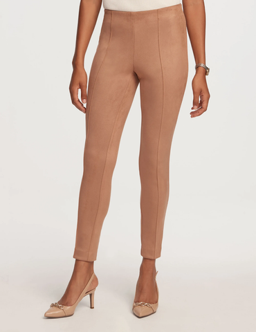 Pull-On Hollywood Slim Ankle Pant