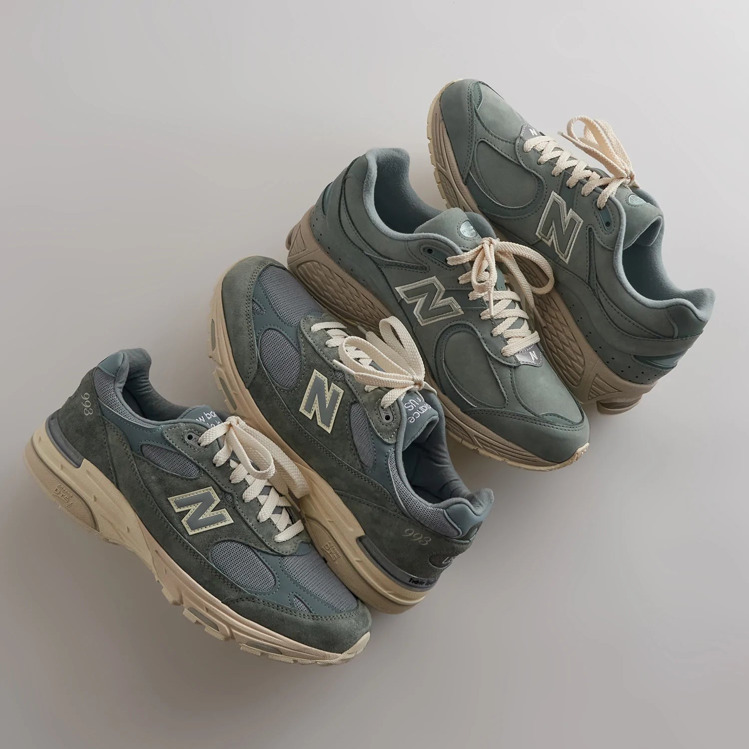 Kith for New Balance 2002R Pistachio – Kith Europe