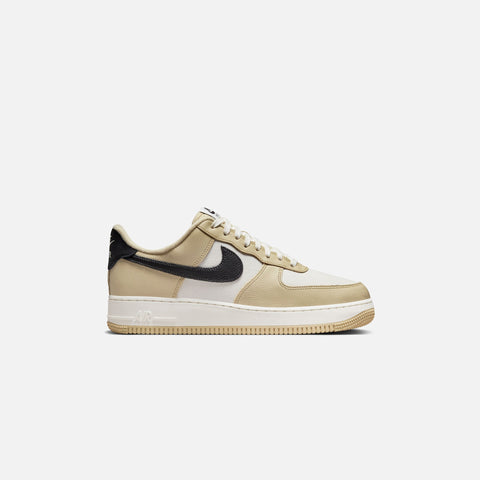 Nike Air force 1 lv8 4.5y GS, DS green, tan, gum bottom, canvas,school shoe