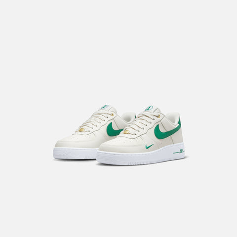 Nike Men's Air Force 1 '07 Low Worldwide Pack - Platinum Green