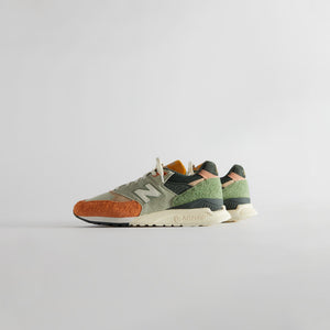 Ronnie Fieg & Frank Lloyd Wright Foundation for New Balance Made