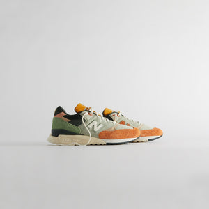 Ronnie Fieg & Frank Lloyd Wright Foundation for New Balance Made