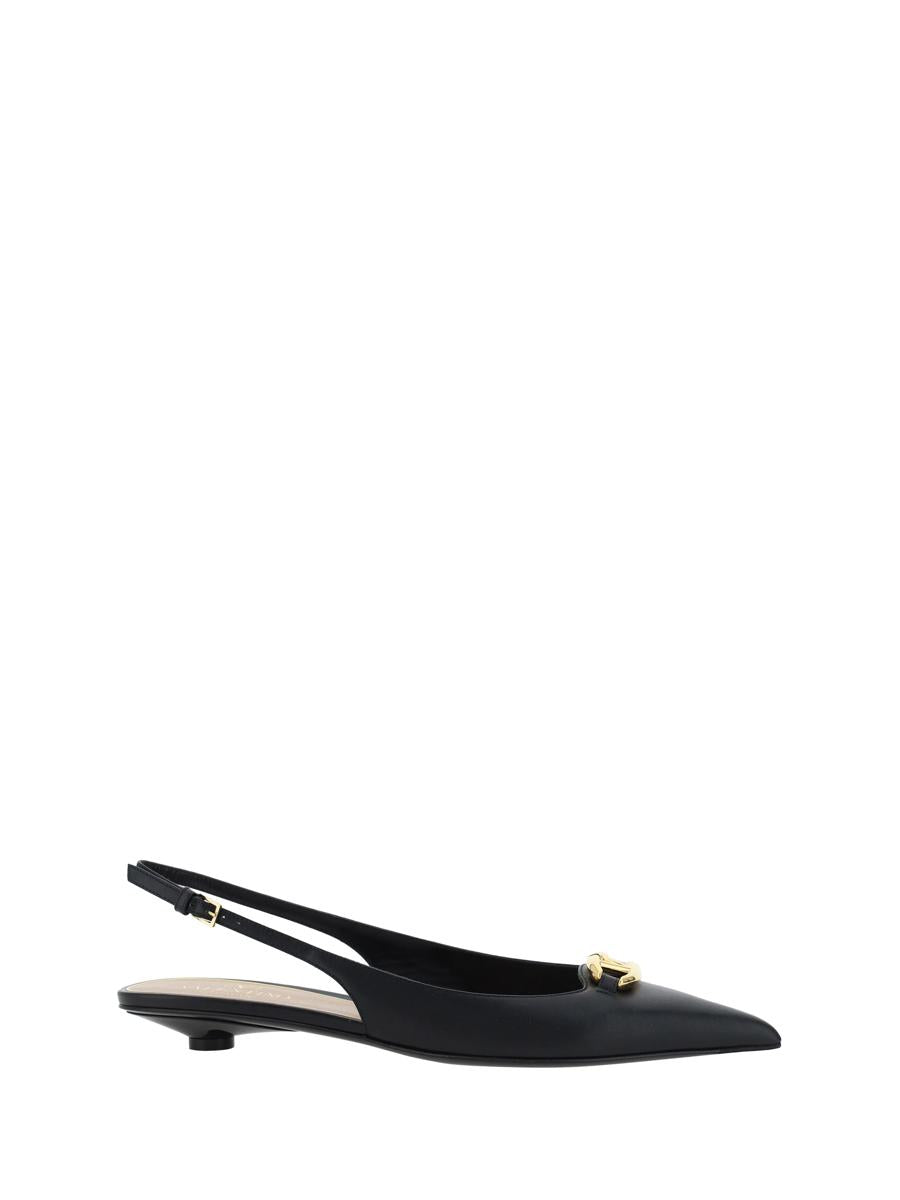 Shop Valentino Garavani Ballerinas In Nero