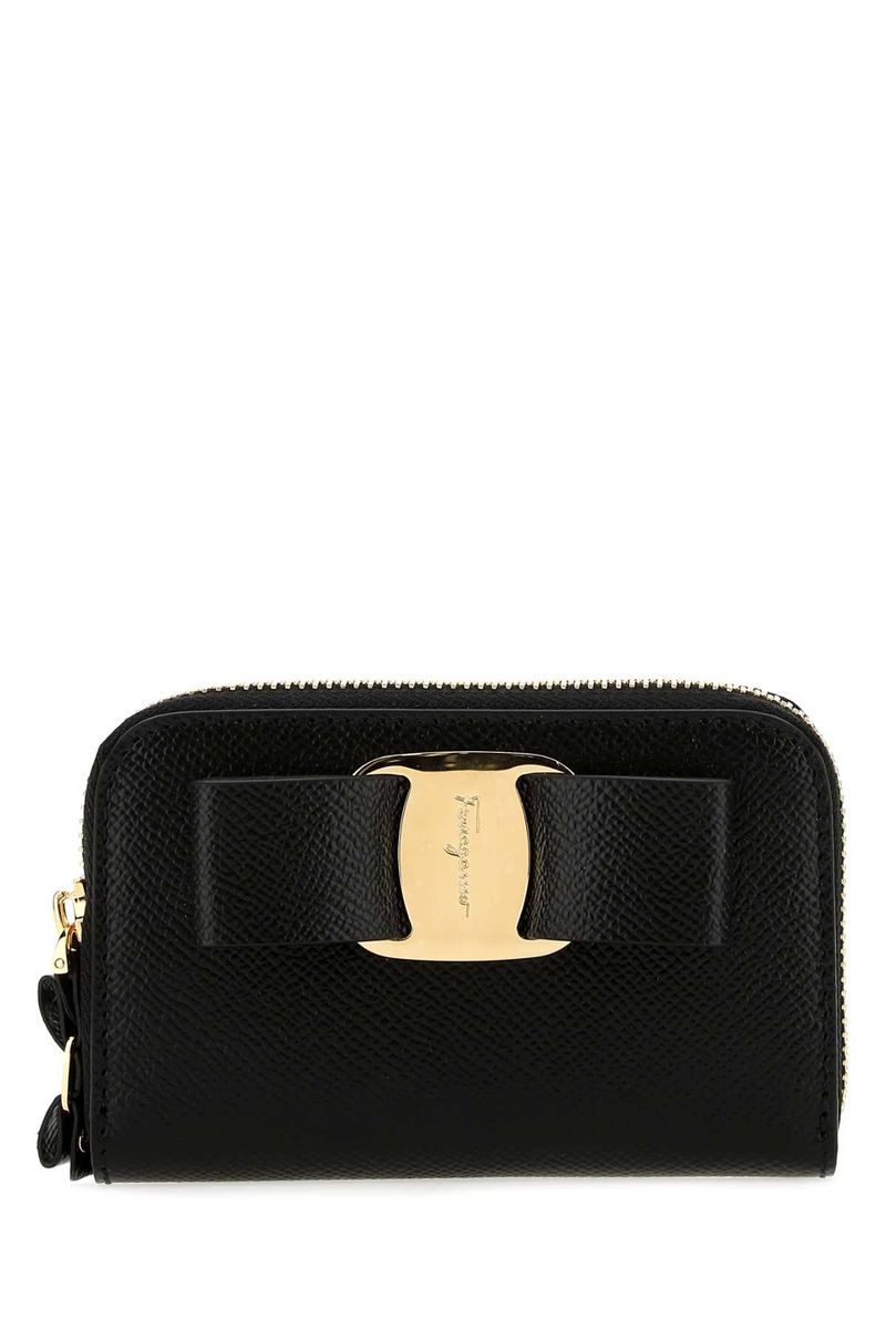 Shop Ferragamo Salvatore  Wallets In Black