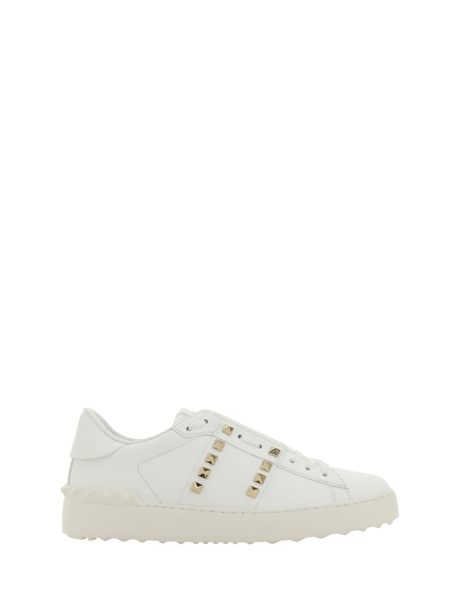 Shop Valentino Garavani Sneakers In Bianco