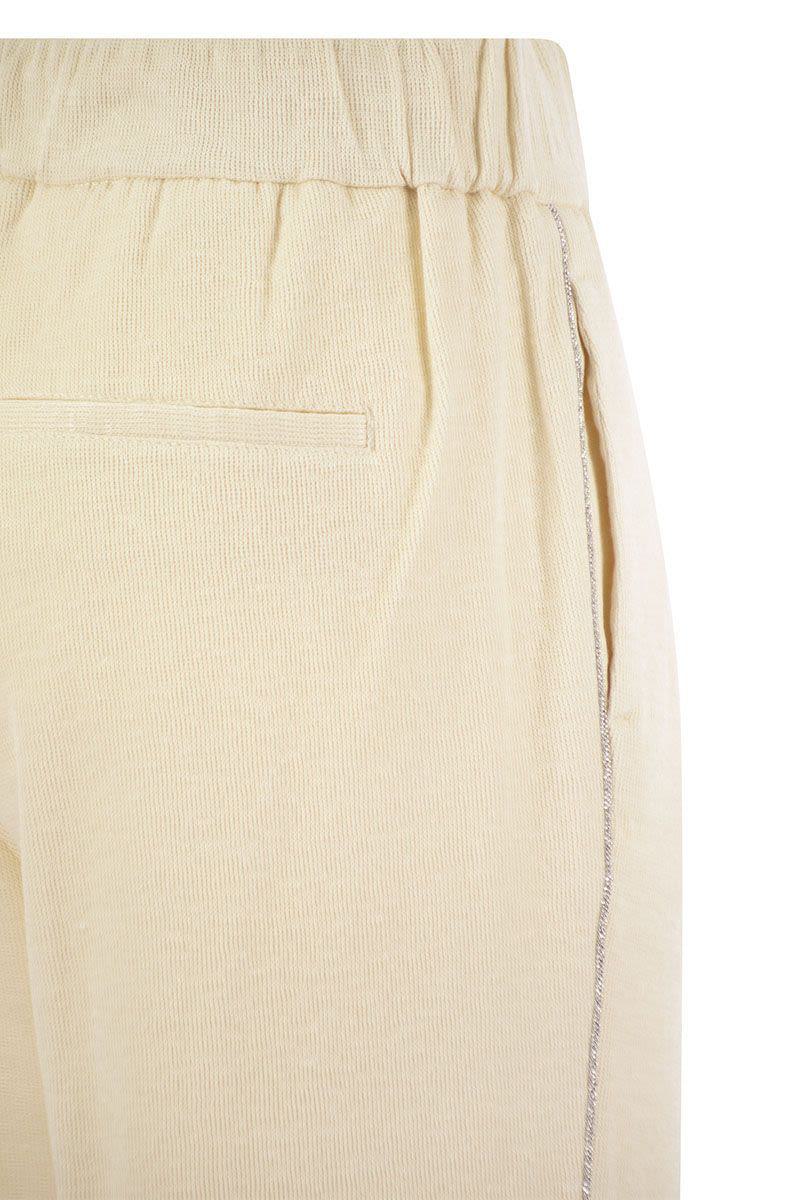 Shop Peserico Cotton And Linen Trousers In Cream