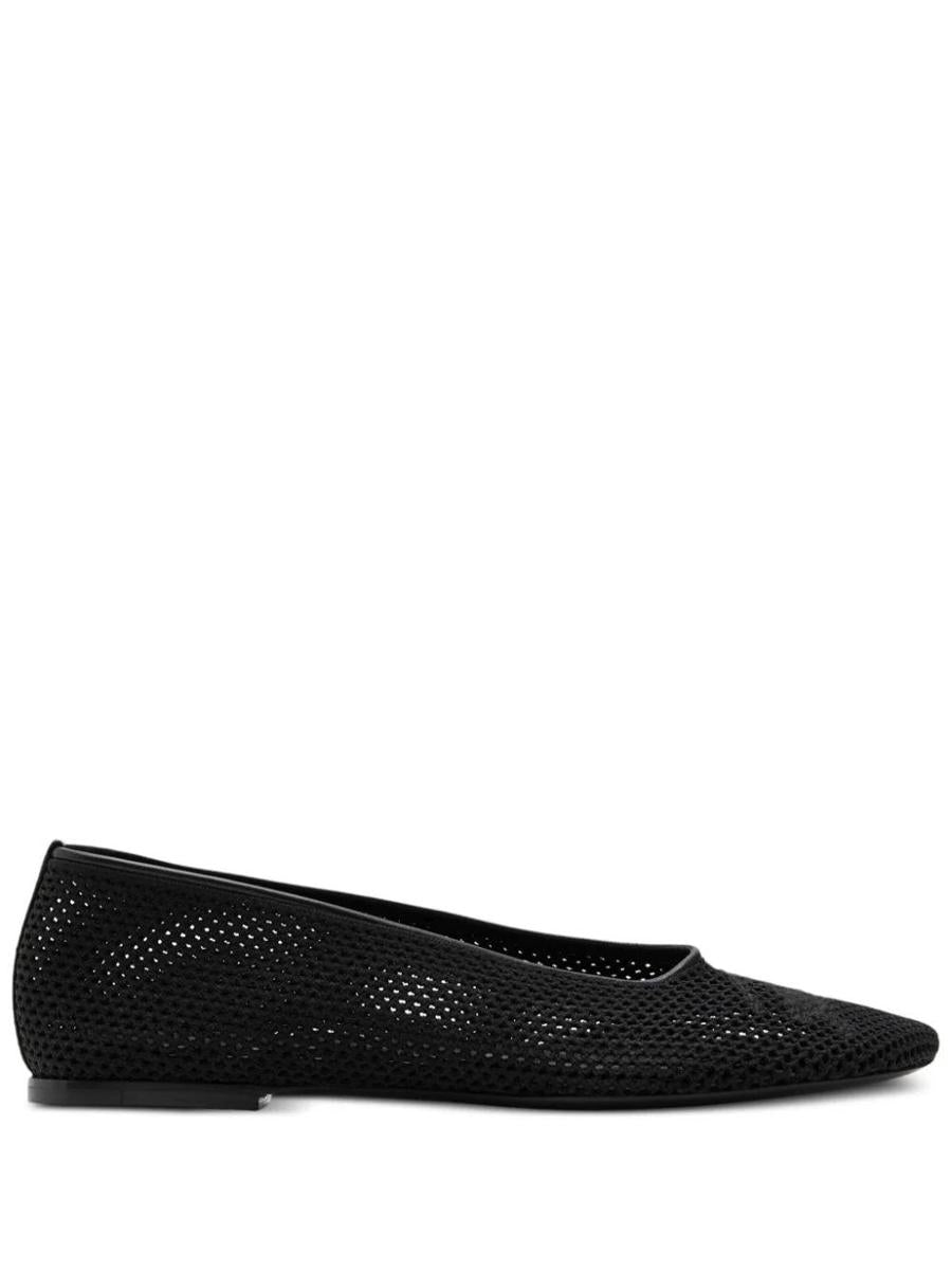 Burberry Flat Shoes In Black