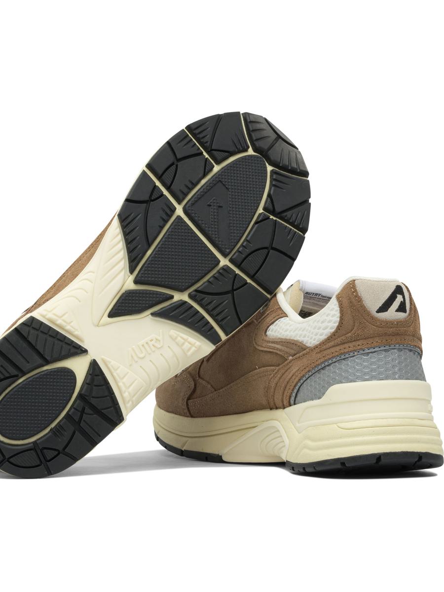 Autry Hyperway Sneakers In Cigar And Silver Mesh And Suede In Brown