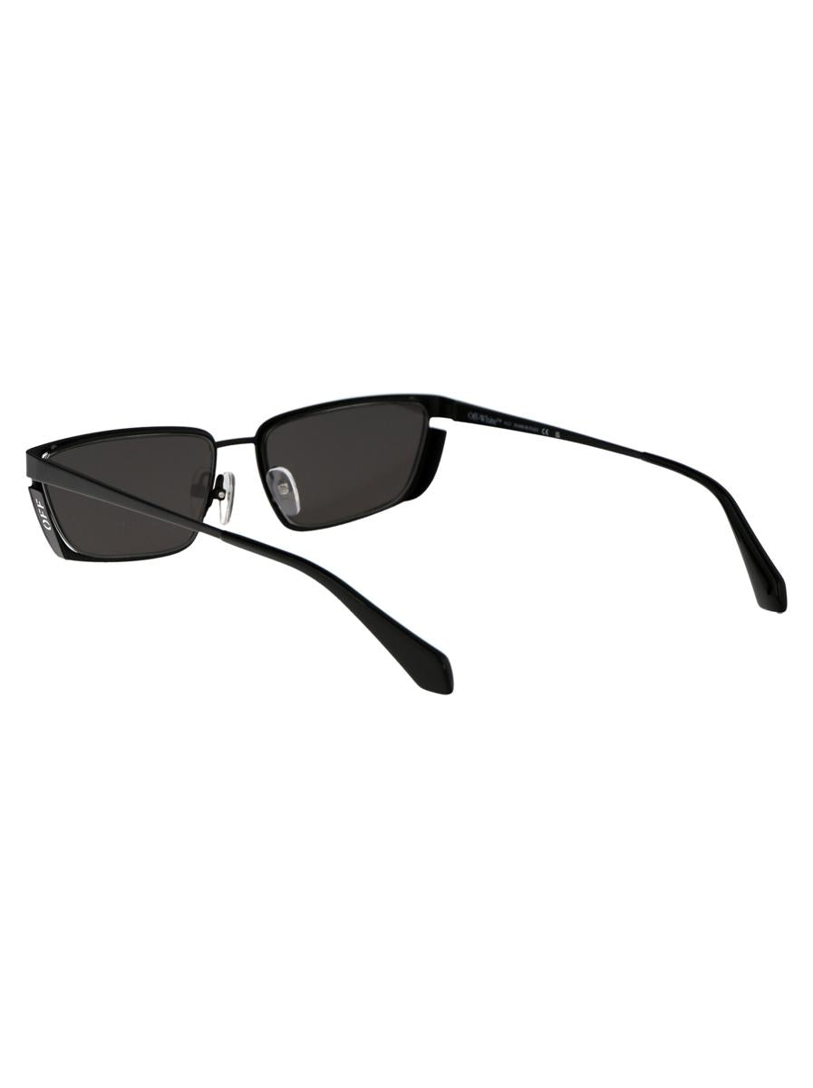 Shop Off-white Sunglasses In 1007 Black