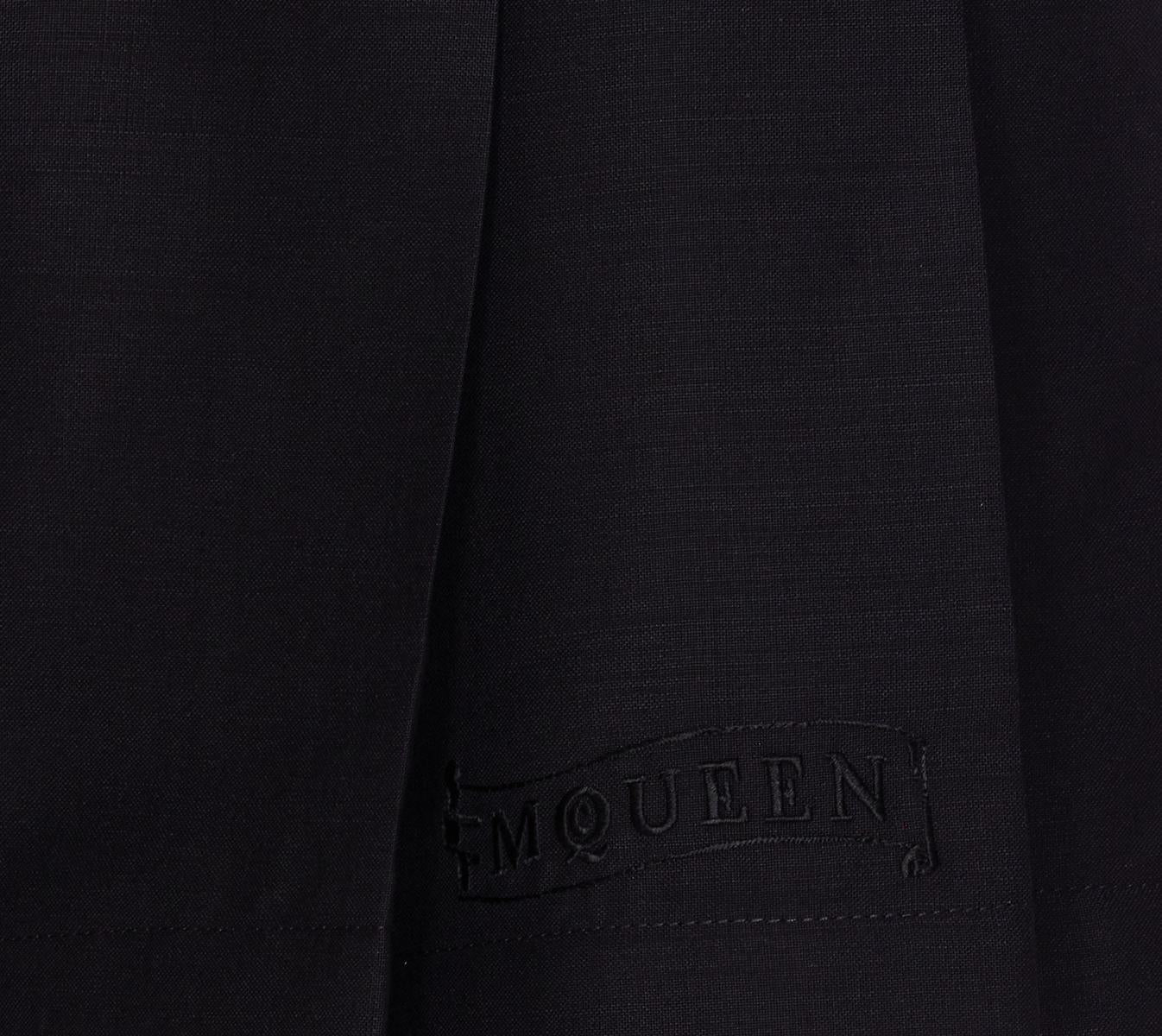 Alexander Mcqueen Pleated Design Shorts With Belt Loops And Back Pockets In Black