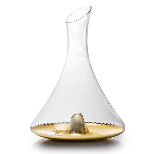 Glass Diamond Shaped Decanter with Gold Reflection and Lid – Classic Touch  Decor