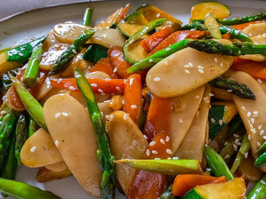 Vegetable and chinese rice cake stir-fry