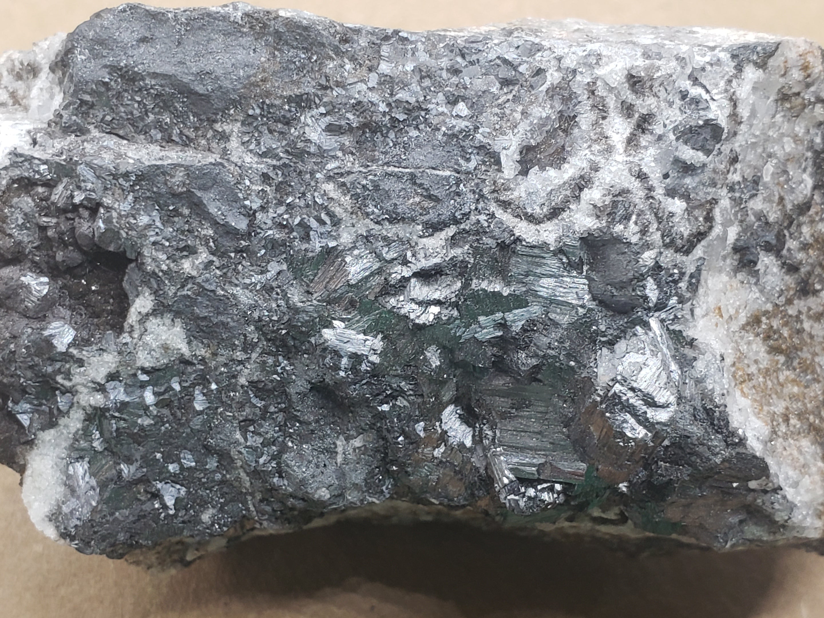 Manganite specimen