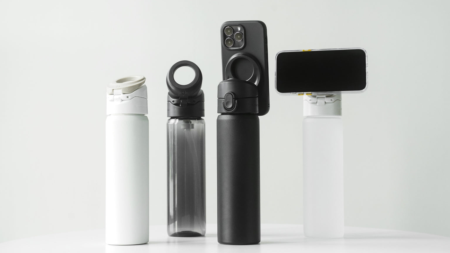 💧 AquaStand: THE MagSafe Compatible Bottle - Rhino Shield