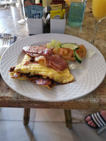 gluten free omelette in cosy cafe