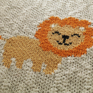 Baby Blanket | Fine Knitted | Lion Patterned