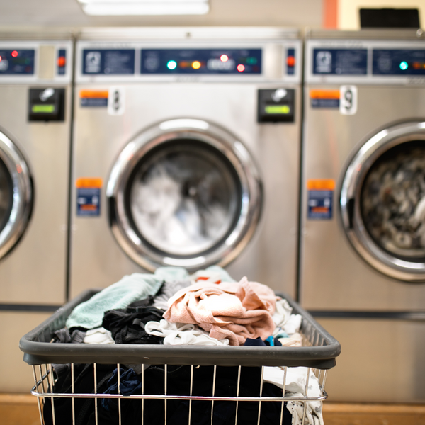 How to Wash Clothes While Traveling