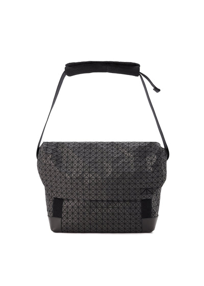 LOOP MATTE SHOULDER BAG  The official ISSEY MIYAKE ONLINE STORE