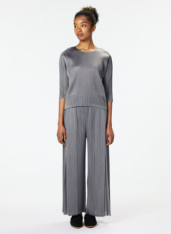 FLICK DRESS | The official ISSEY MIYAKE ONLINE STORE | ISSEY