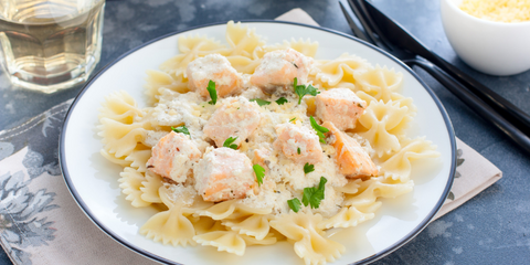 Creamy Farfalle Pasta with Salmon