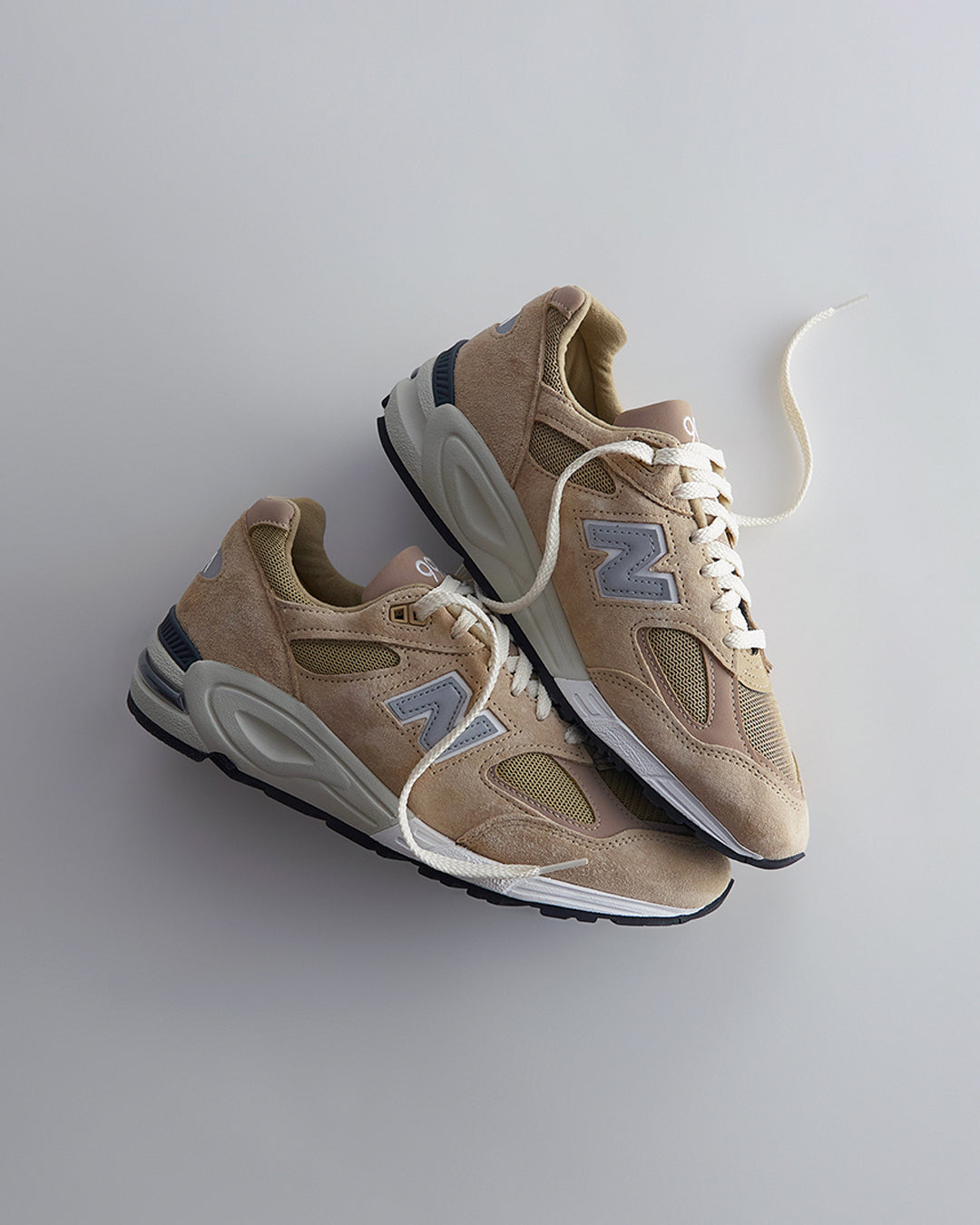 Kith New Balance 990V2 Tan