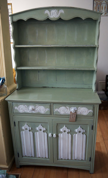 Vintage Welsh Dresser In Miss Mustard Seed Milk Paint Layla S Mint