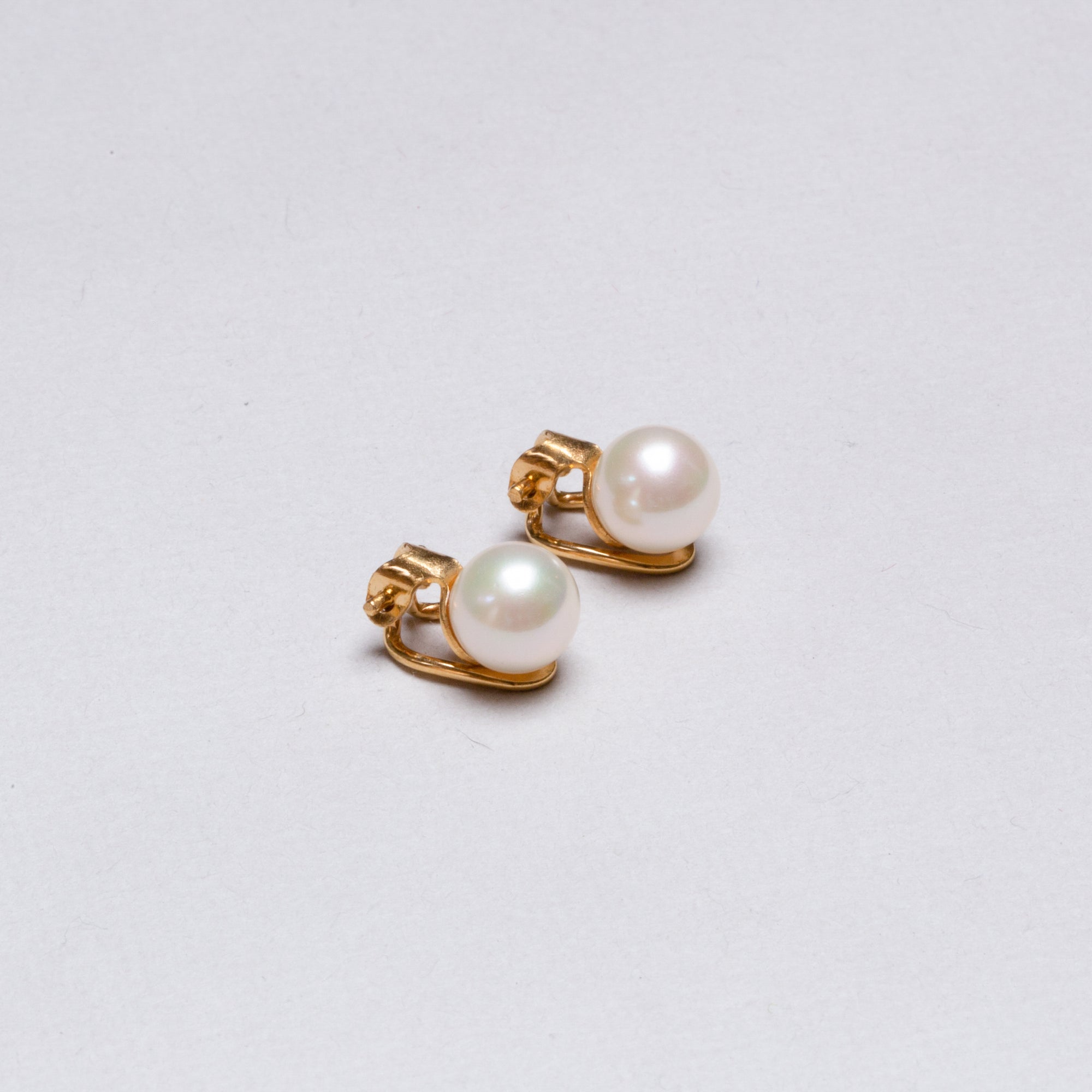 Gold Celine Gold-Tone Clip On Earrings – Designer Revival