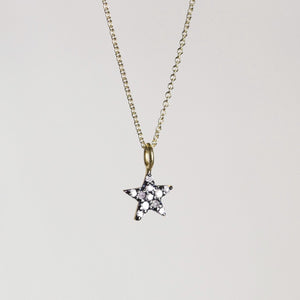 small diamond star necklace