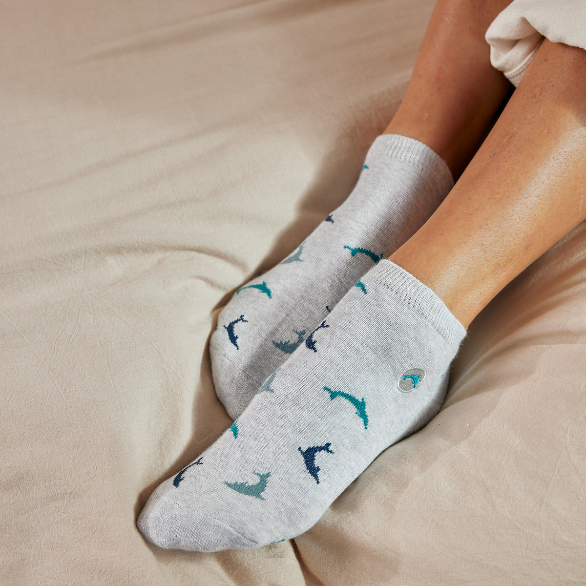 Socks that Protect Dolphins