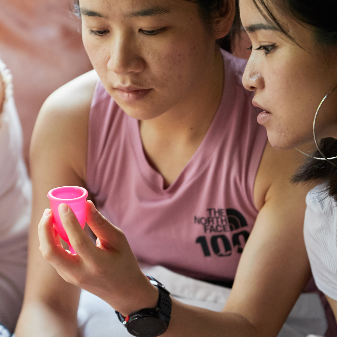 LUÜNA Community with Menstrual Cup