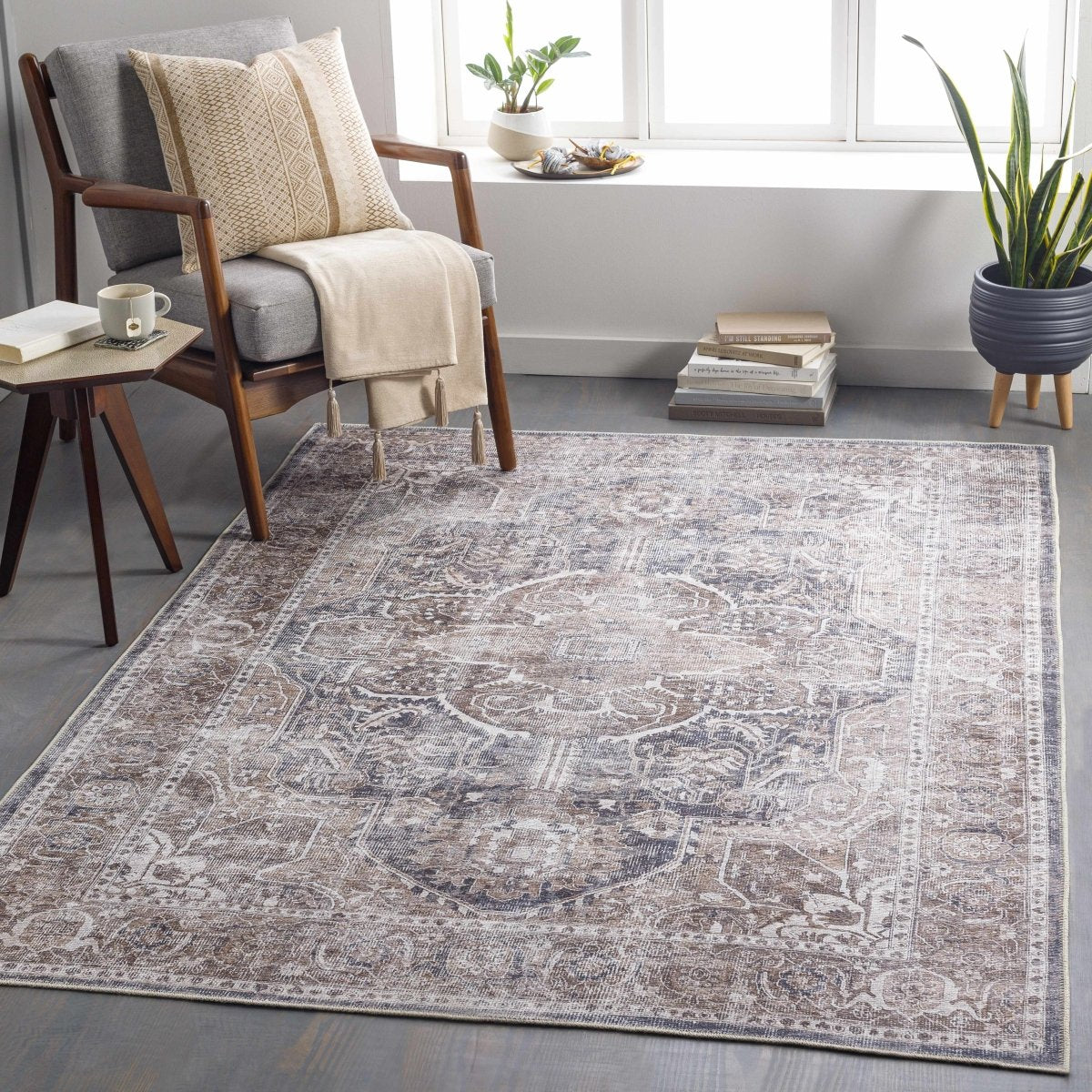 https://cdn.shopify.com/s/files/1/0275/1876/3088/products/mignon-washable-area-rug-369905_1445x.jpg?v=1699077992