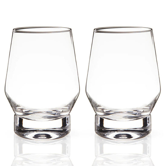 https://cdn.shopify.com/s/files/1/0275/1876/3088/products/whiskey-glasses-with-heavy-footed-base-set-of-2-883438_550x.webp?v=1684615514