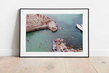 Load image into Gallery viewer, La piscine - Margaux Fournier
