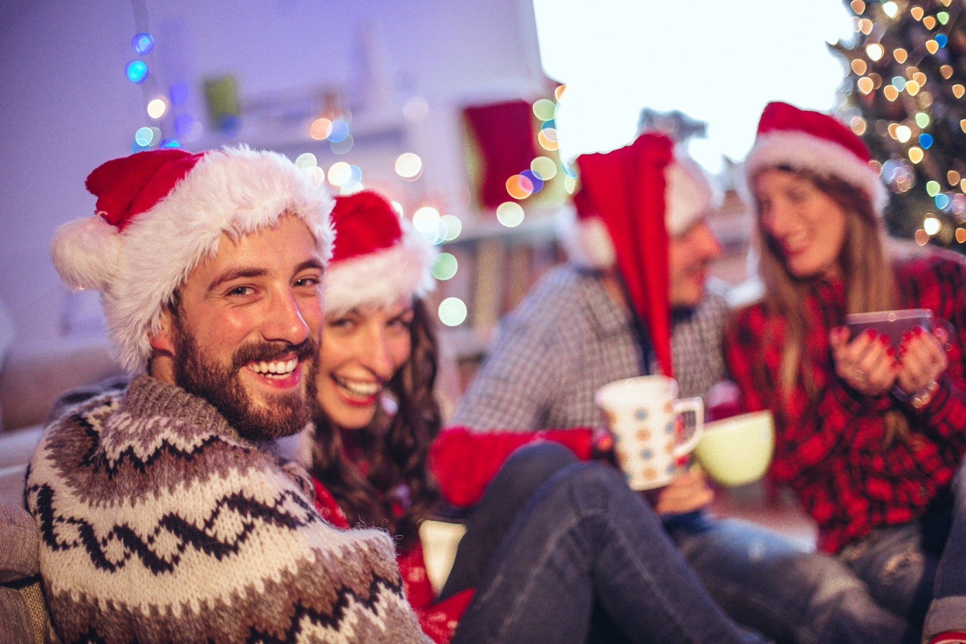 Panier cadeau de Noël, de vacances avec biscuits, chocolat, bonbons et plus  encore pour Noël - Idée de livraison de Thanksgiving pour hommes et femmes