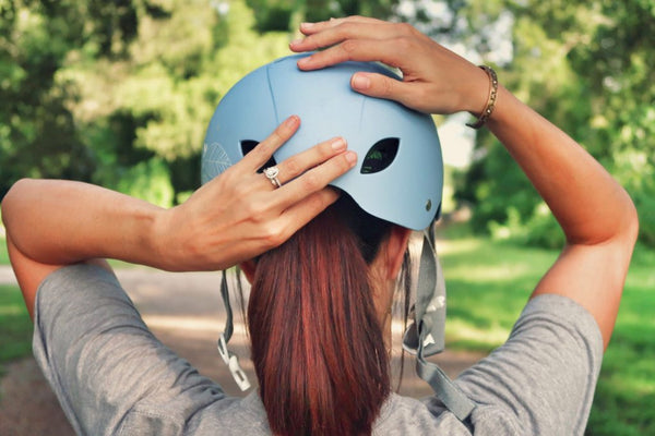 bike helmet with ponytail hole