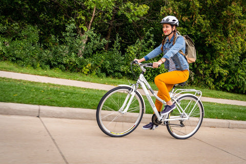 Commuting on a Schwinn Discover Bike