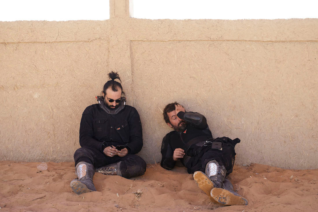 DESERT WOLVES. EL SOLITARIO MC. MOROCCO. AFRICA. MOTORBIKE. MOTORCYCLE. HARLEY DAVIDSON. MAKING OF