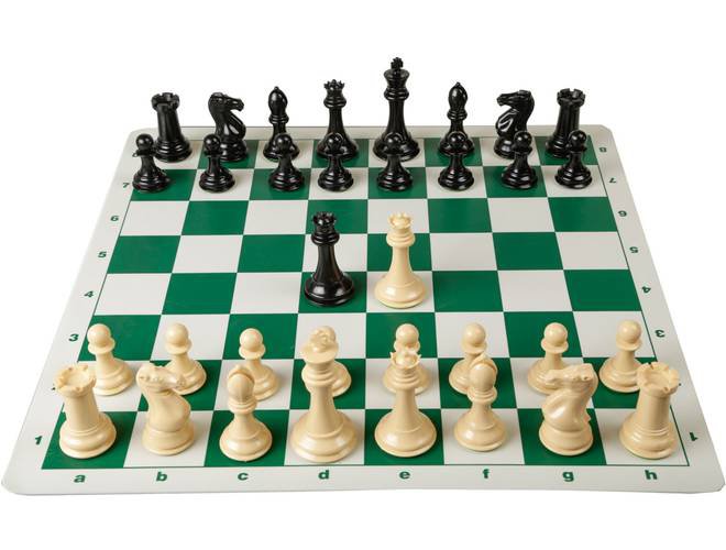 mortal kombat chess set