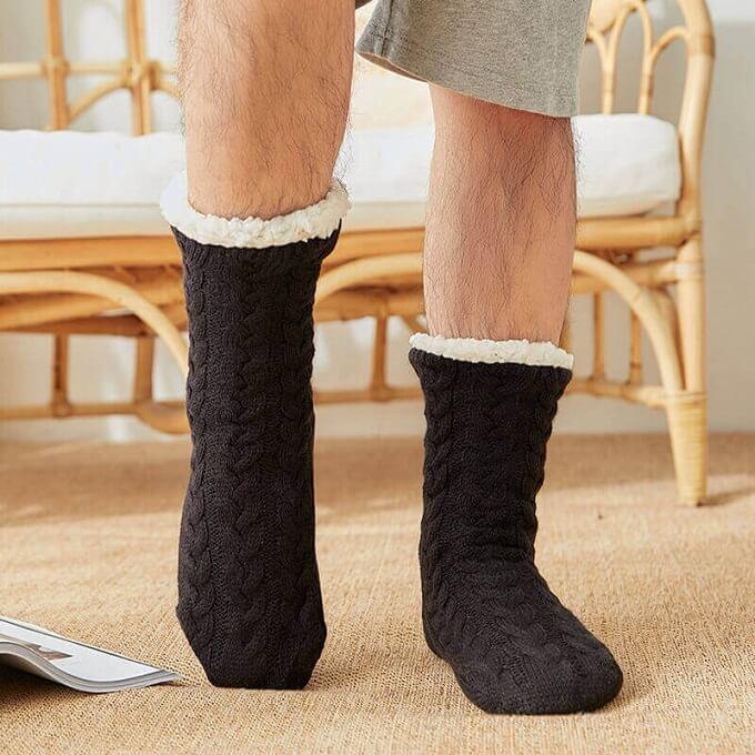 Mens Warm Non Slip Slipper Socks ,Fleece Lined Winter Fuzzy Socks ...