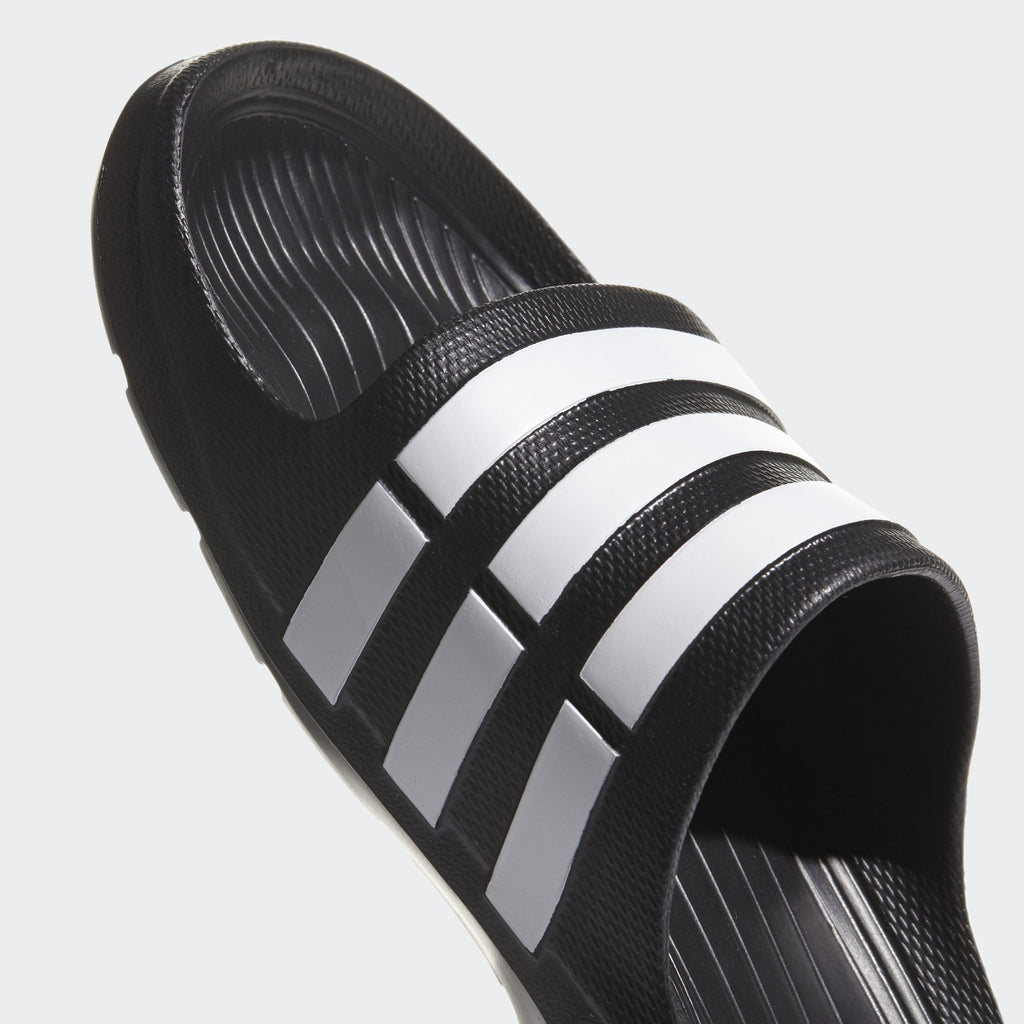 duramo slides black