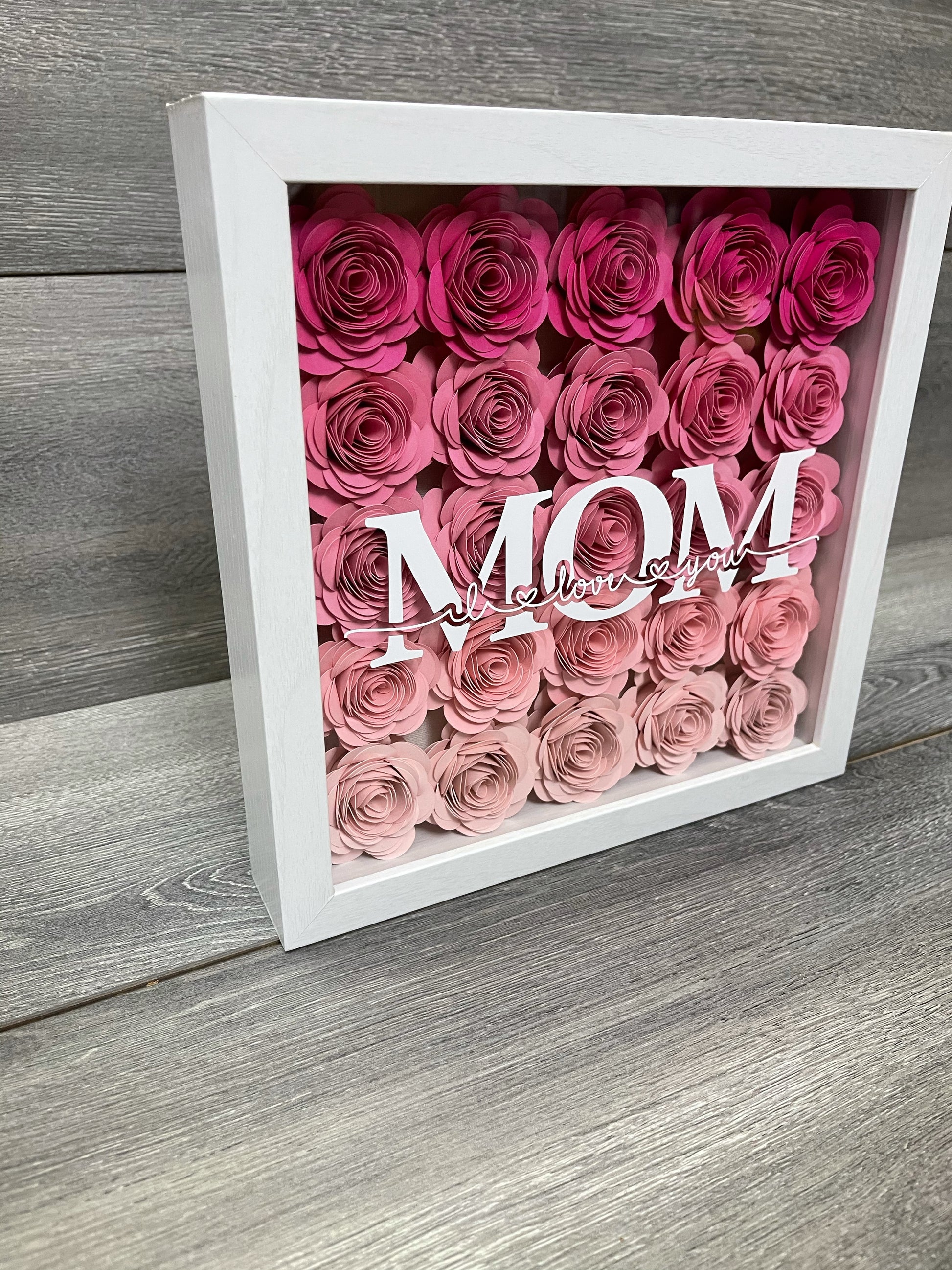 Mom- I love you Shadowbox – Rose Magnolias
